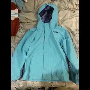 The North Face Windbreaker jacket Girl’s size M 10/12 Mint/purpl,Hooded,Zippered